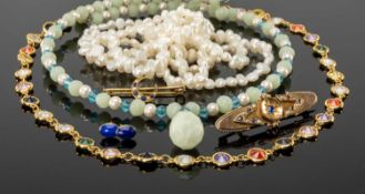 EDWARDIAN SAPPHIRE & PEARL BROOCH in 9ct gold, hallmarked Chester 1901, 45mms, 3.5g; crescent bar