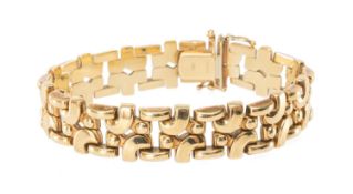 9CT GOLD FANCY LINK BRACELET, 18cms (l), 14mms (w), 23g Provenance: deceased estate Cheshire