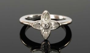 BOODLE & DUNTHORNE DIAMOND FLOWERHEAD RING in 18ct white gold, set with four pear-cut diamonds
