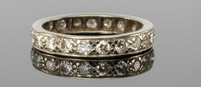 PLATINUM & DIAMOND FULL ETERNITY RING set with 21 small brilliant-cut diamonds, each approx. 0.05ct,