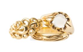 THREE 9CT GOLD RINGS comprising cabochon moonstone (size N 1/2), Welsh band stamped 'CYM' (size