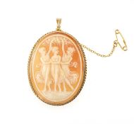 9CT SHELL CAMEO PENDANT/BROOCH, oval, carved with the Three Graces, gold pendant frame with pin