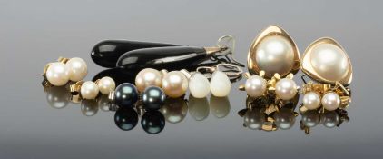 GROUP OF PEARL SET JEWELLERY comprising pair of 14k gold set earrings, pair of 18k gold set cultured