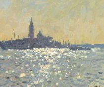 ‡ KEN HOWARD ARA, NEAC, RWS (English, 1932-2022) oil on canvas - entitled verso 'Venice, Evening