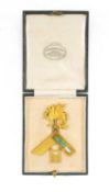 MASONIC INTEREST: 9CT GOLD WELSH PAST MASTERS JEWEL, finely made, having a Welsh dragon with ruby