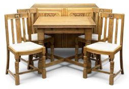 EARLY 20TH CENTURY LIGHT OAK DINING SUITE, comprising compact sideboard with carved front, 92 (h)
