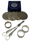 ASSORTMENT OF SILVER COLLECTABLES, including pair of grape scissors, three napkin rings, approx.