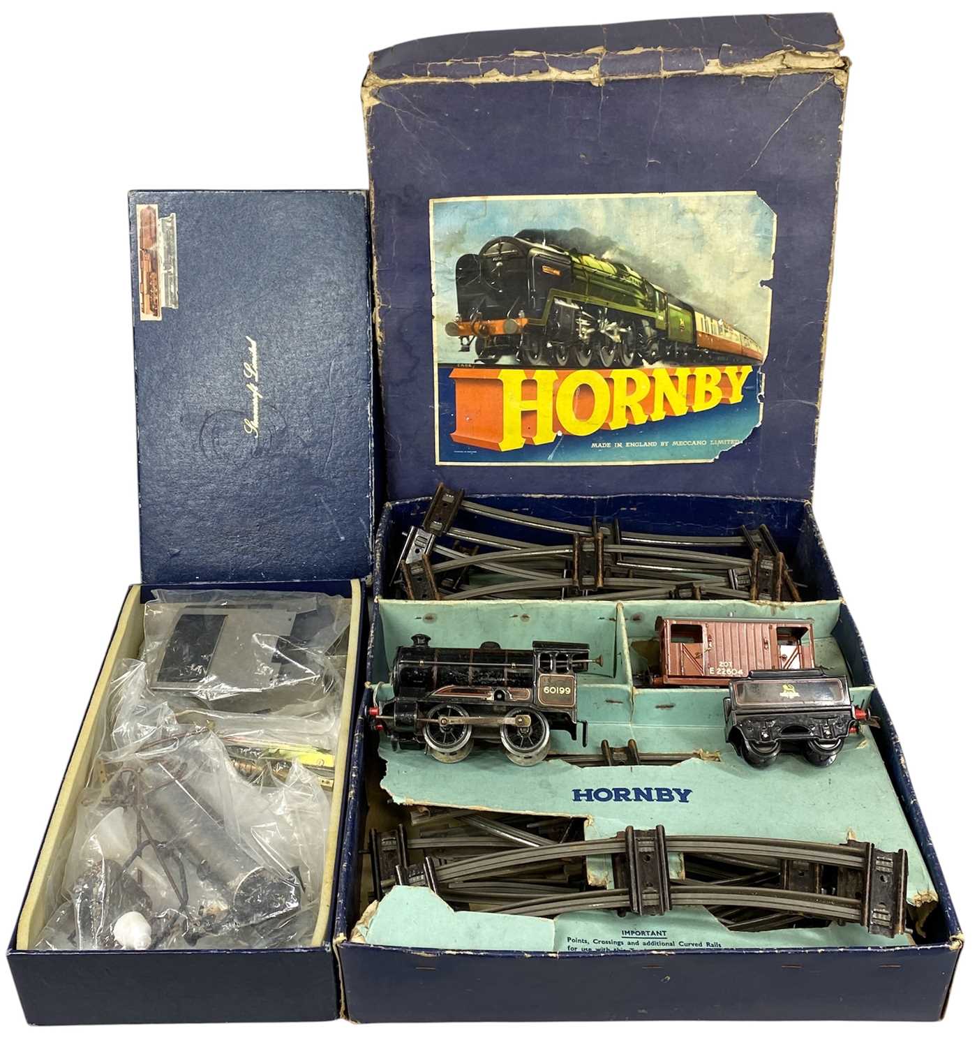 Cool Steamcraft VINTAGE BOXED HORNBY RAILWAYS O GAUGE CLOCKWORK TRAINSET and an unbuilt ...