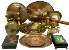 ANTIQUE COPPER & LATER METALWARE, including copper warming pan with turned wood handle, two circular