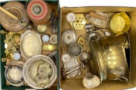 ASSORTED METALWARE, including copper kettle, brass helmet-shaped coal scuttle, copper samovar,