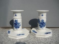 Royal Copenhagen Blaue Blume. Paar Kerzenleuchter. Erste Wahl. H.12cm.