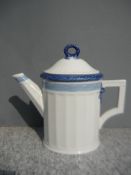Royal Copenhagen Fächer Blau. Große Kaffeekanne. Ca. 1l. Erste Wahl. H. 23cm.