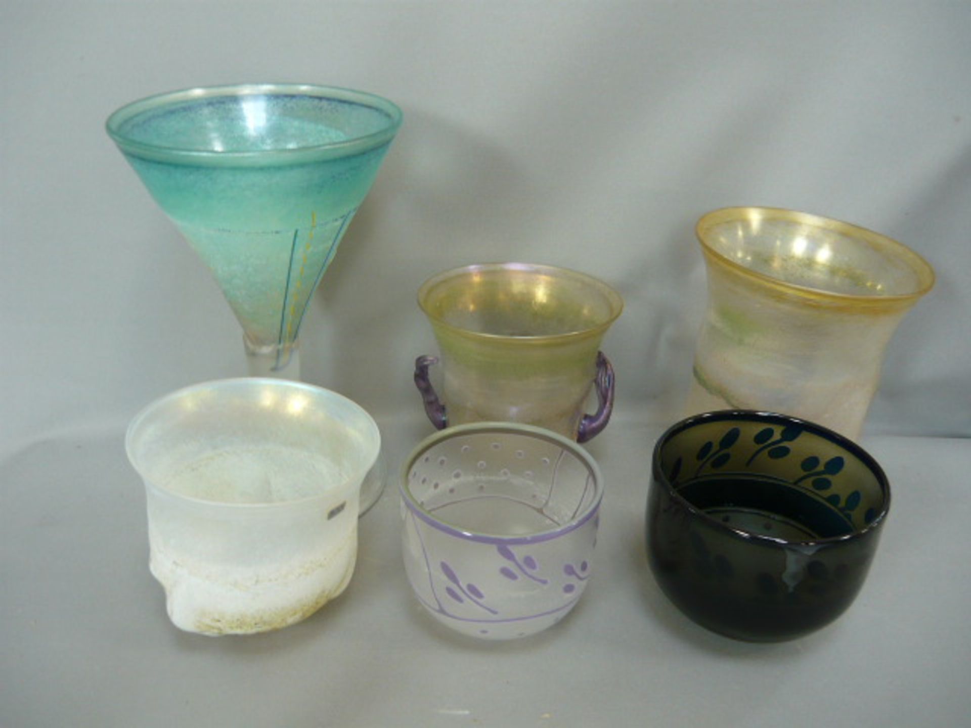 Boda Ateljé. Bertil Vallien. 6 Vasen / Schalen. Alle signiert. H bis 26cm.