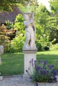 Gartenfigur. 19. Jh. Putto mit