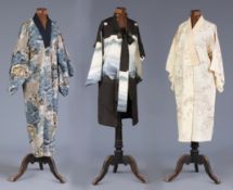 3 japanische Kimonos