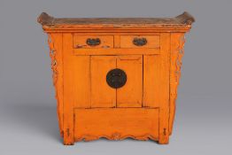 Chinesischer Altarschrank