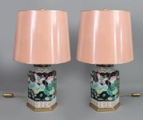 Paar asiatische Tischlampen