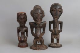 3 afrikanische Ahnenfiguren der Hemba, Kongo