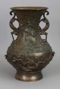 Asiatische Bronze Brennervase