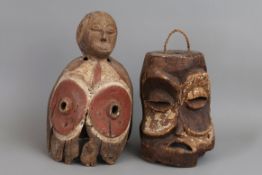 2 afrikanische Helm-Masken