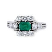 Smaragdring mit Brillantbesatz