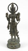 Stehender Vishnu aus Bronze, um 1900, schöne dunkle Patina, fein ausgearbeitet, H: 20,5 cm, 5351 -