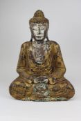 Großer Buddha aus Holz, Bali Anfang 20. Jh., mit Resten v. Bemalung u. Vergoldung, H: 56 cm, B: 40