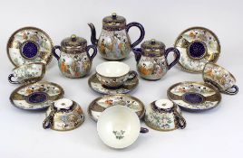 Satsuma Teeserviese aus Keramik, seltene Ausführung, Meiji Periode um 1890, Keramik, heller
