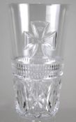 Glas mit Eisernem Kreuz, facettiertes Klarglas, oberer Teil mit Eisernem Kreuz, dieses mit