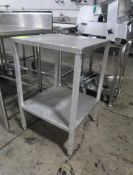 aluminum table w/ undershelf