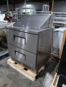 True refrigerated prep table w/ drawers