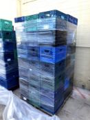 PALLET OF PLASTIC CRATES