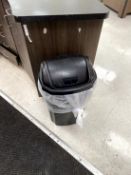 TRASH CAN