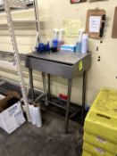 RECEIVING DESK WITH FLIP LID