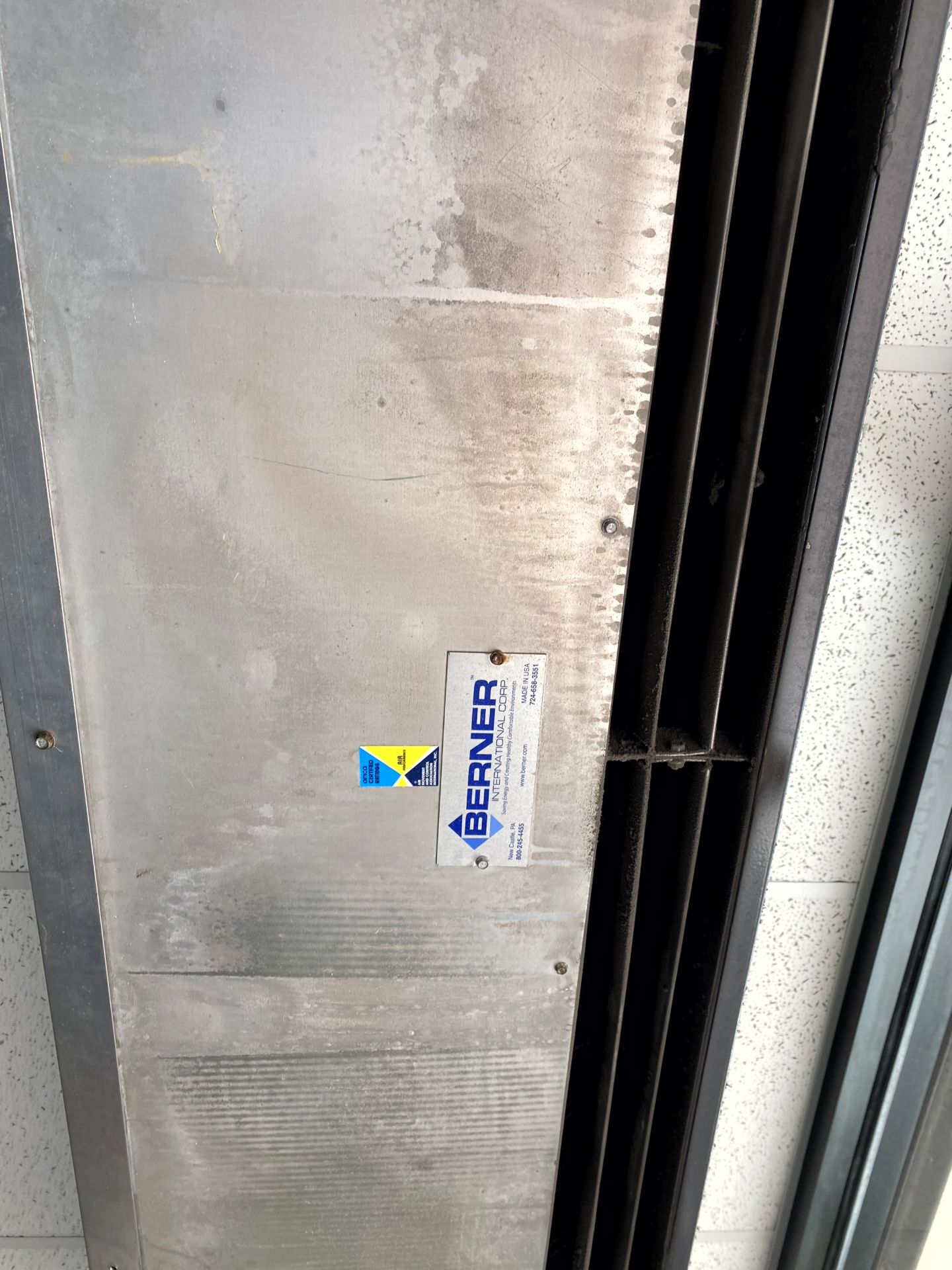 BERNER AIR CURTAIN - Image 2 of 2