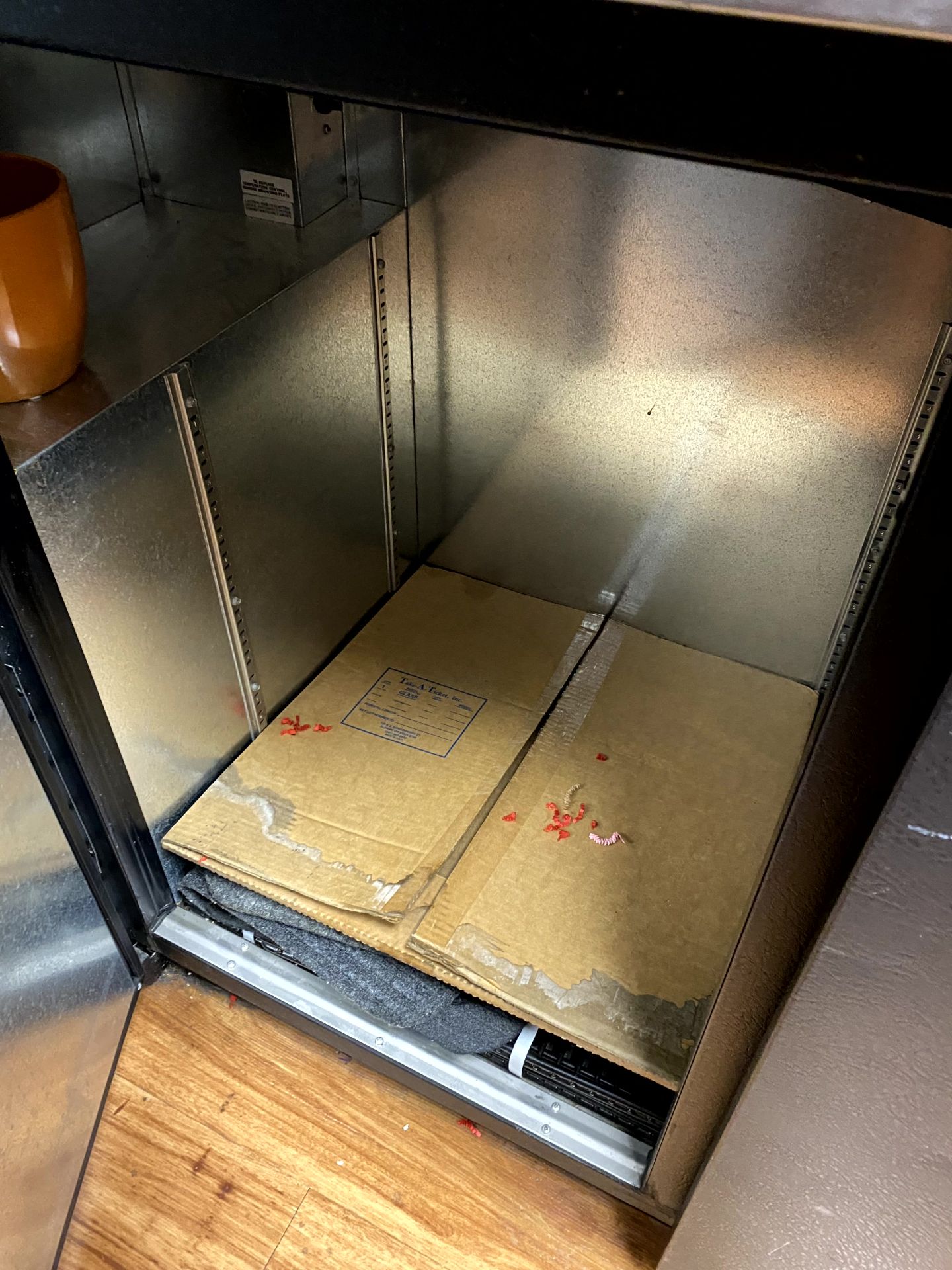 TRUE BAR BACK COOLER - Image 2 of 3