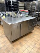 STAINLESS STEEL TABLE