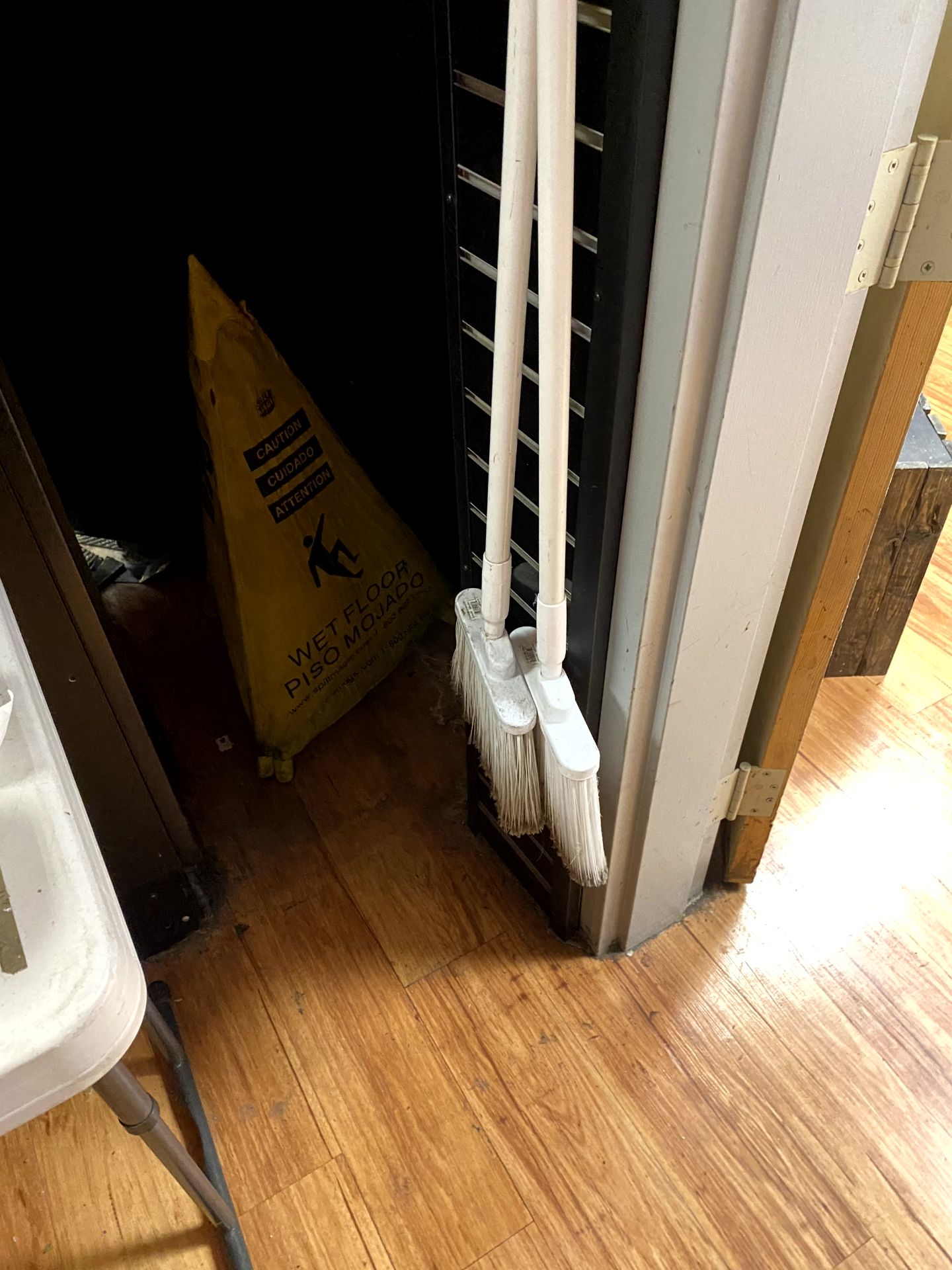 BROOMS, WET FLOOR SIGNS AND UMBRELLA BAGS - Image 2 of 3