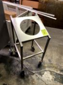 CART WITH BUCKET SLOT