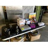 GROUP OF CAKE DECORATING SUPPLIES
