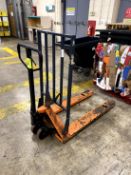 5500LBS MANUAL PALLET JACK