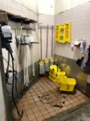 CONTENTS OF CLEANING ALCOVE