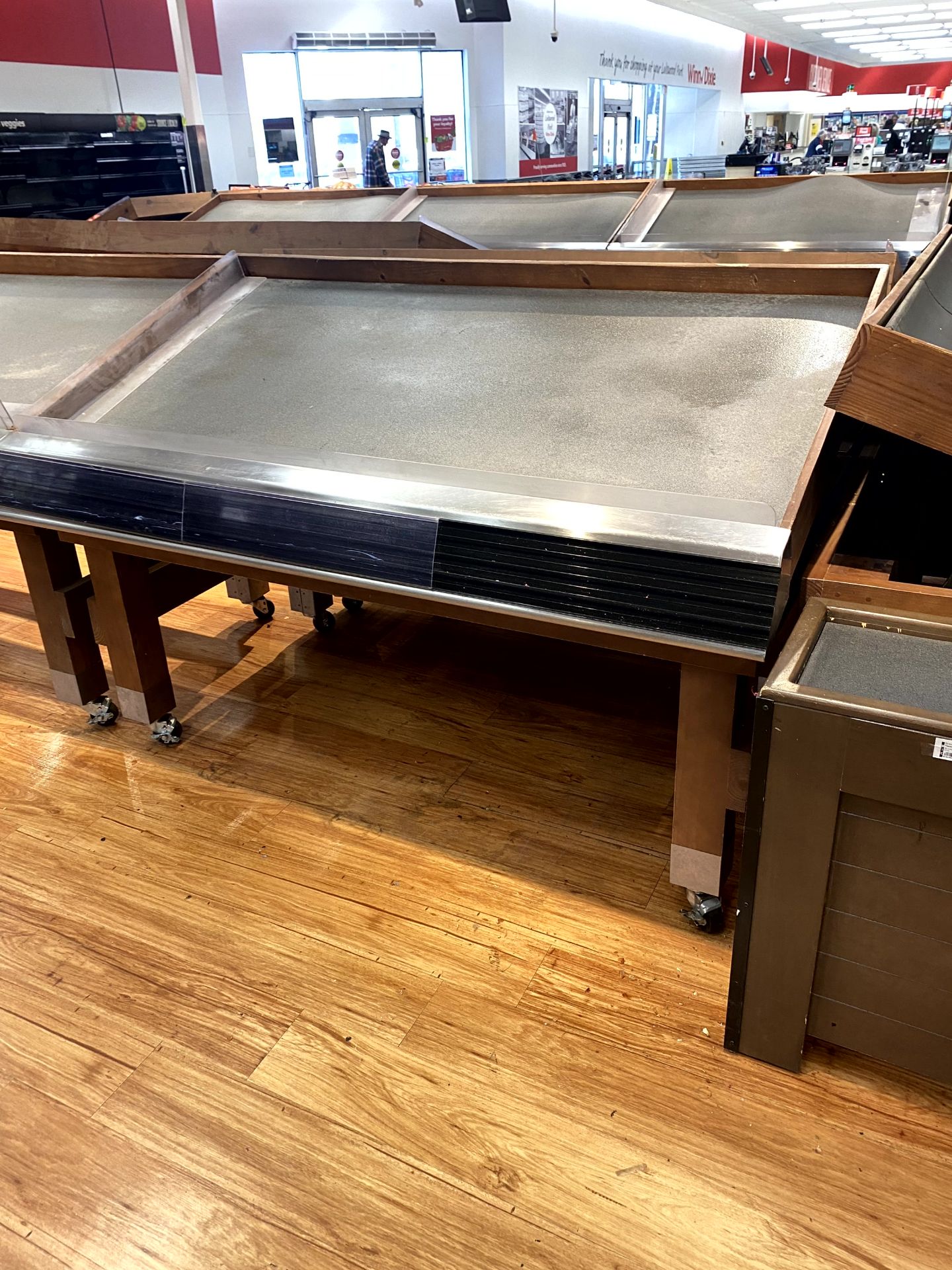 6FT WOOD PRODUCE SLANT TABLES - Image 2 of 2