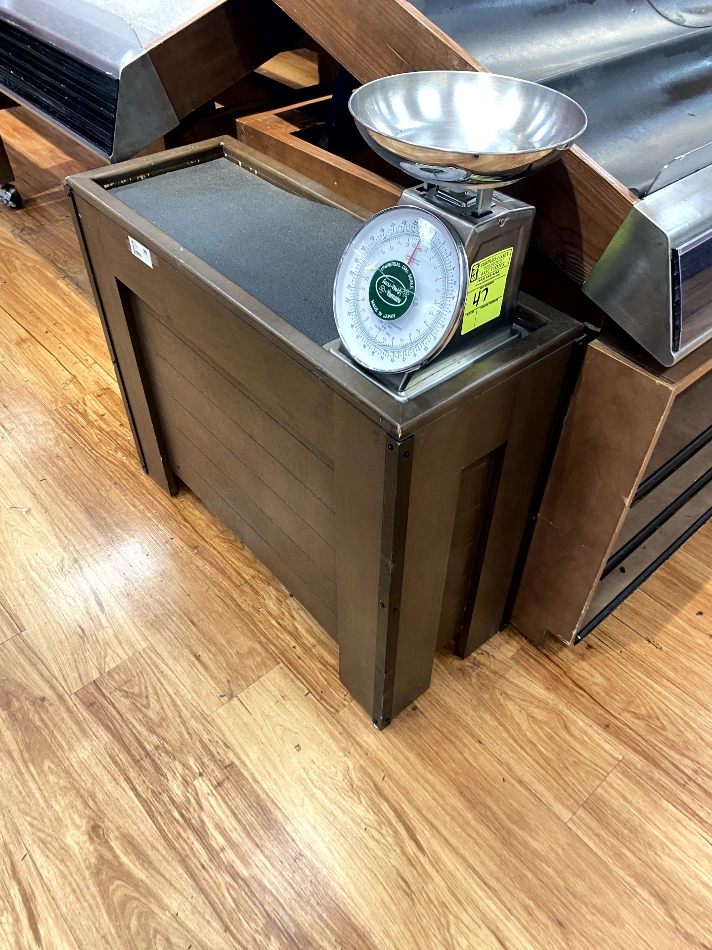 WOOD PRODUCE DISPLAYS - Image 2 of 2