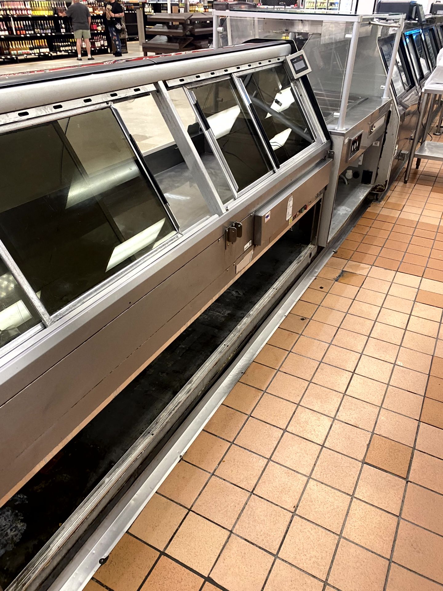 BKI HOT FOOD SERVICE CASE - Image 3 of 3