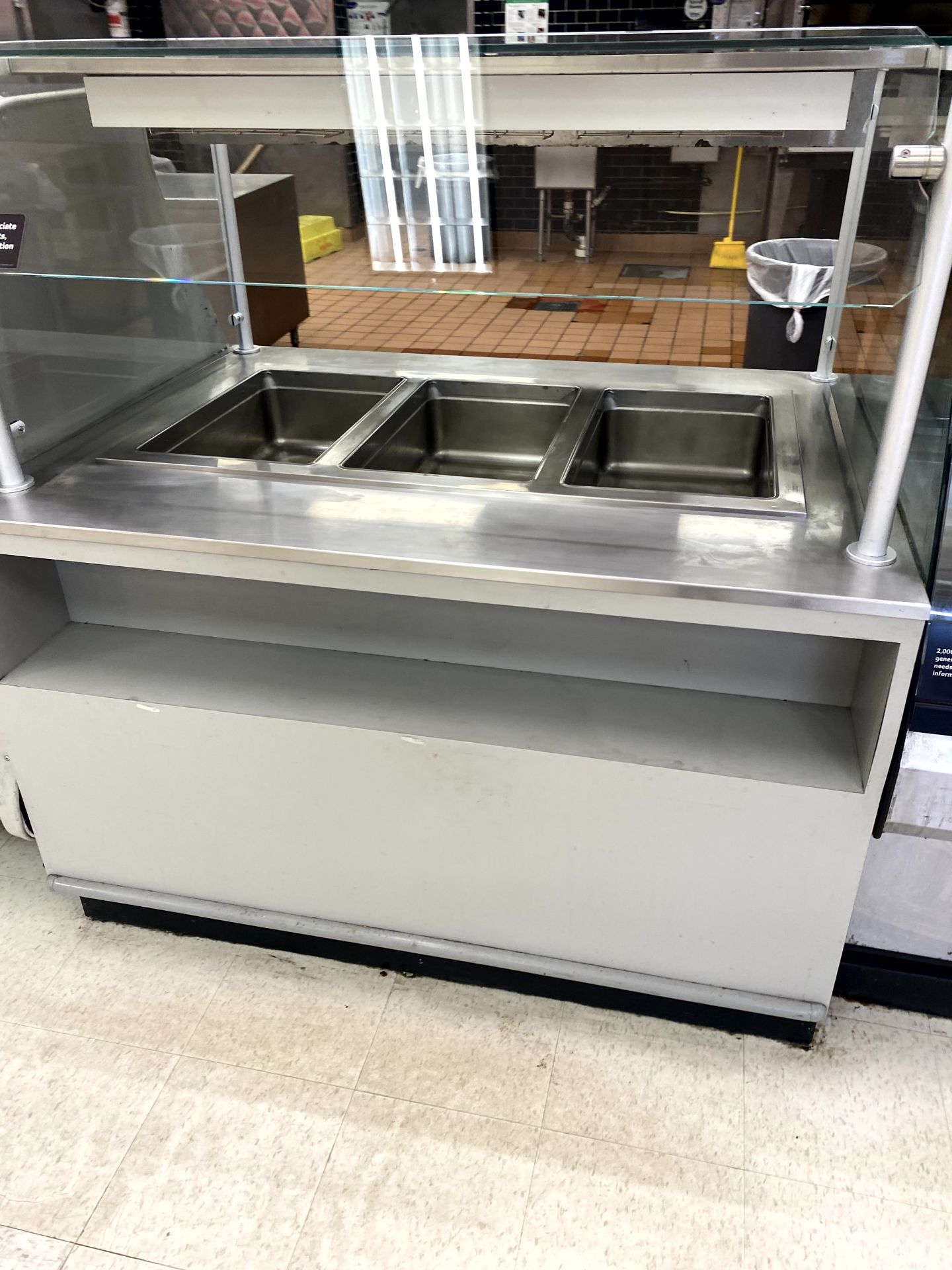2019 HILL PHOENIX FOOD SERVICE CASE - Image 2 of 4