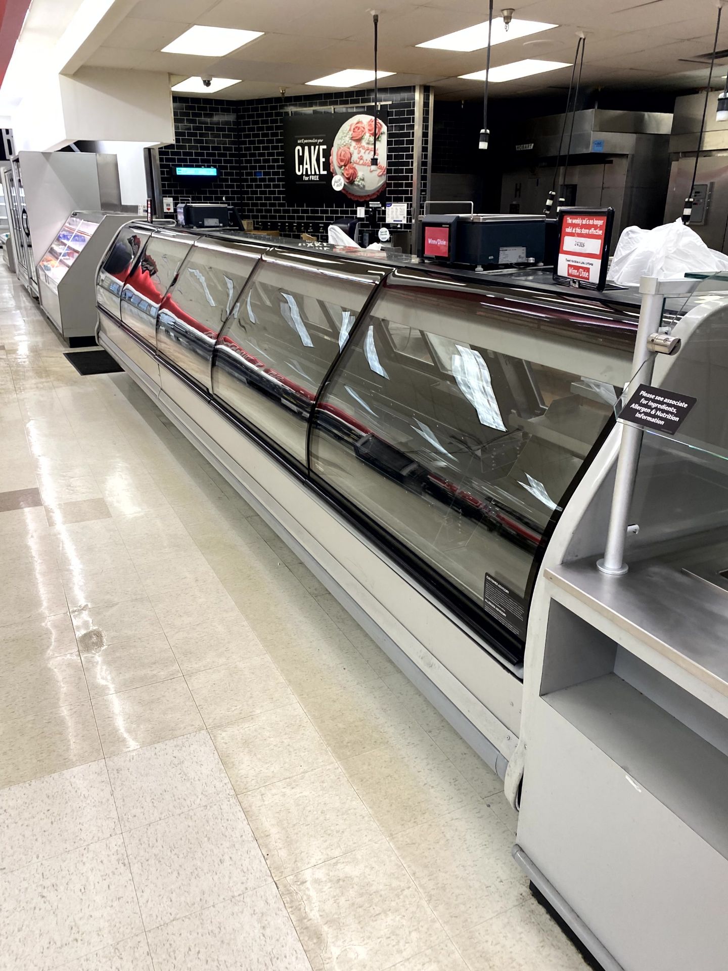 16FT RUN OF KYSOR WARREN DELI CASE