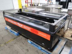 Hussmann med temp self-contained island cooler