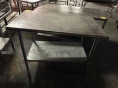 48IN X 30IN X 35IN STAINLESS STEEL TABLE