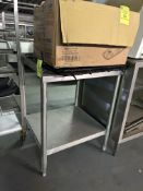 28IN X 26IN X 36IN STAINLESS STEEL TABLE